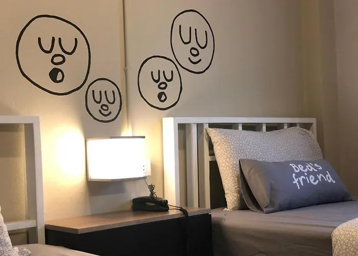 Aparthotel Bed's Friend 3*